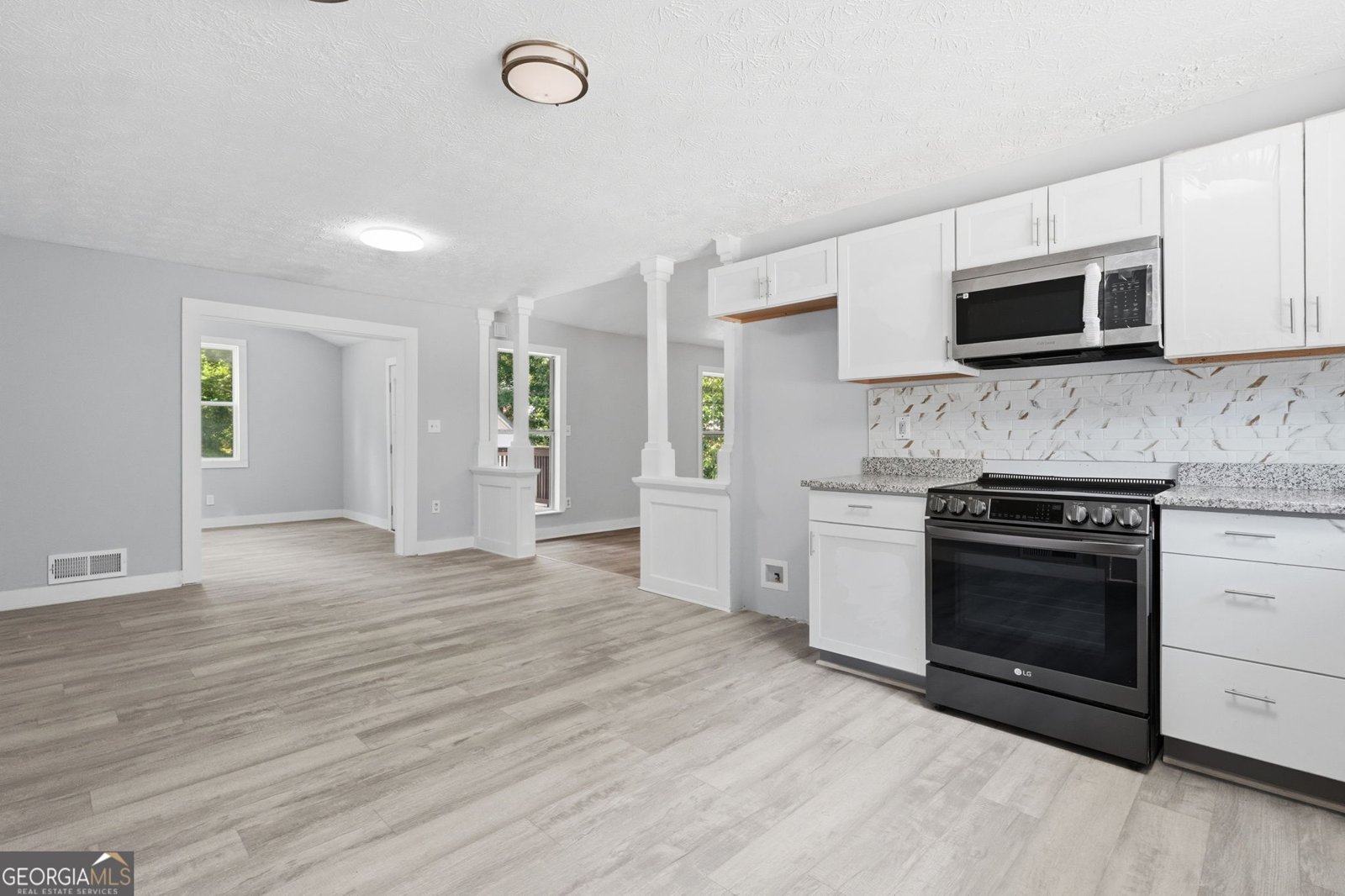 1445 Diplomat Drive Riverdale - Photo 31