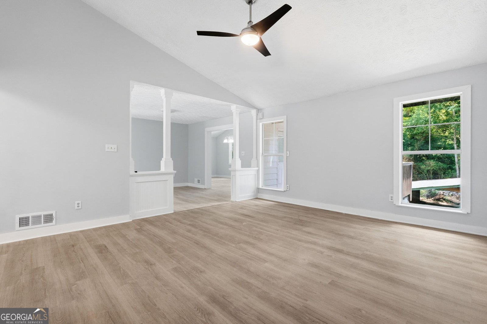 1445 Diplomat Drive Riverdale - Photo 8