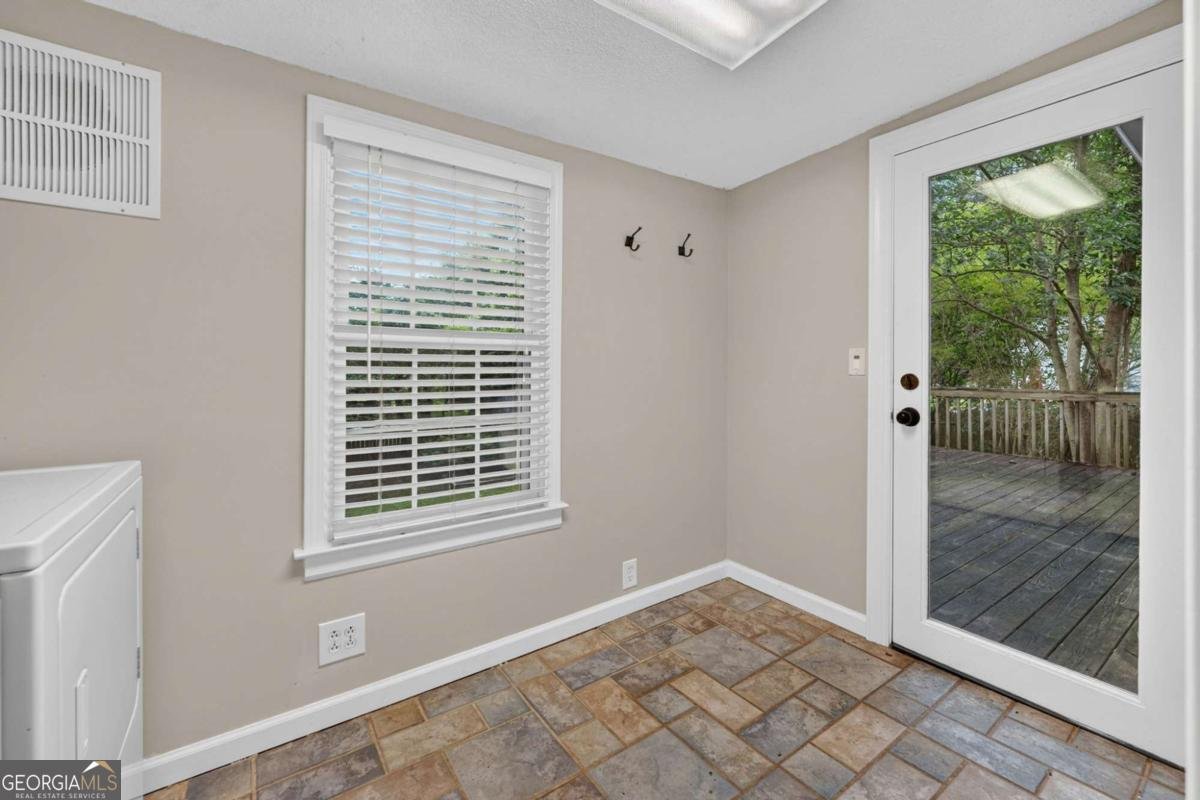 1654 Bristol Drive Atlanta - Photo 16
