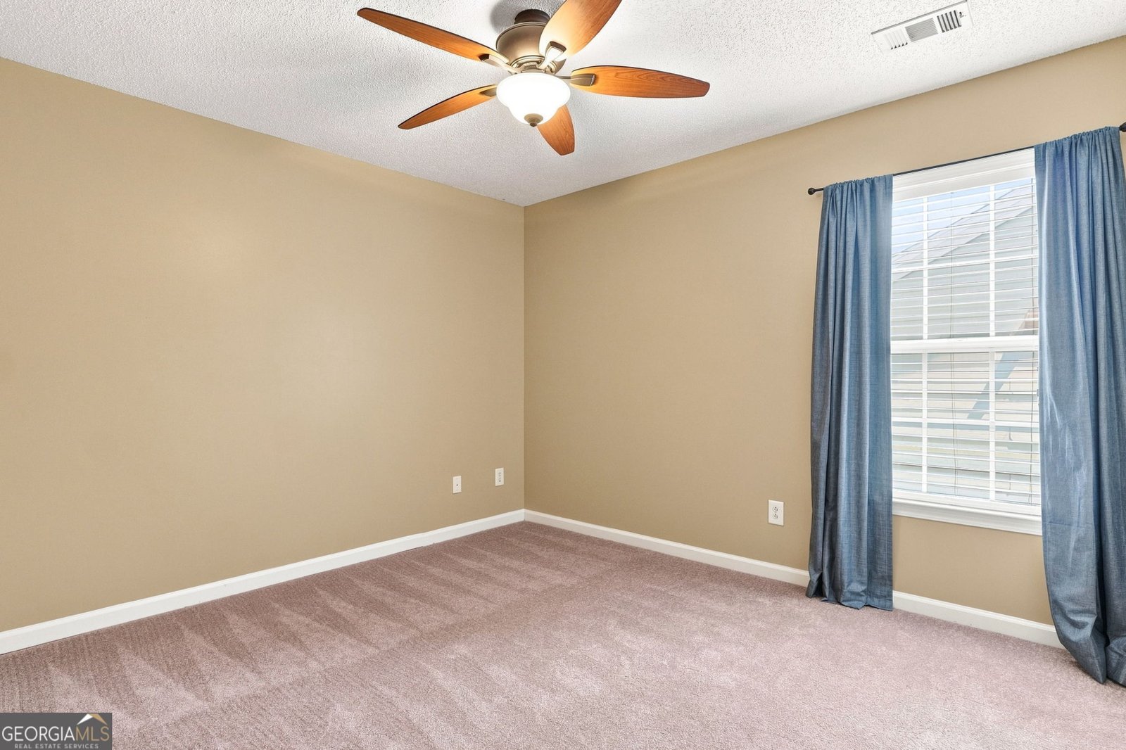 578 Ashland Parkway Woodstock - Photo 19