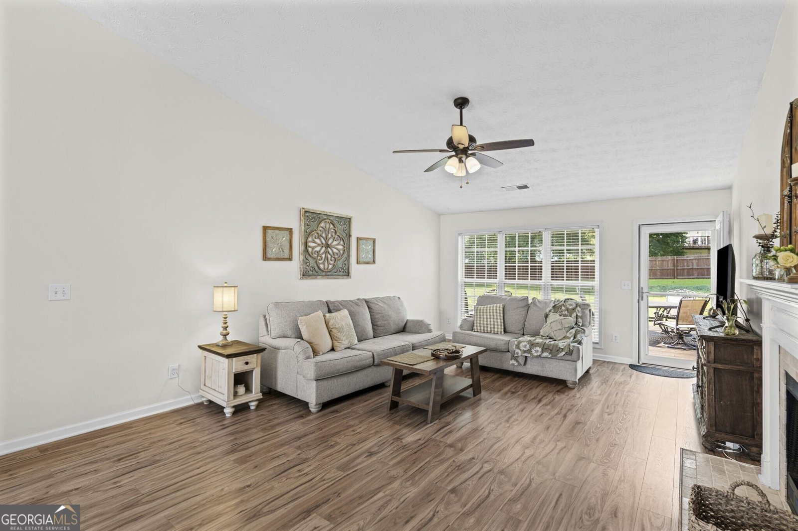 7065 Valley Landing Court Cumming - Photo 12