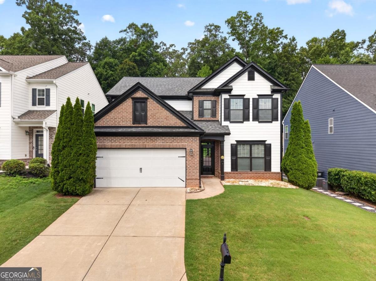 6095 Overleaf Terrace Cumming - main photo