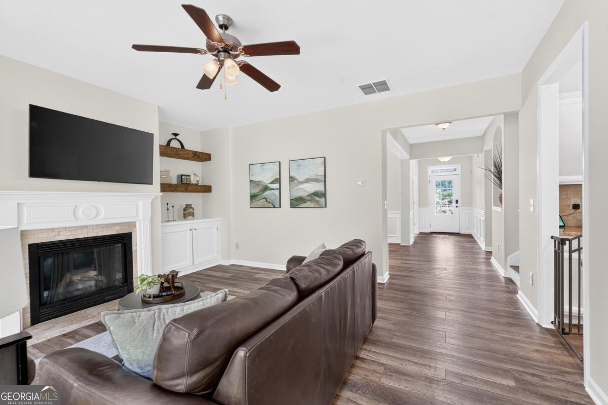 6095 Overleaf Terrace Cumming - Photo 10
