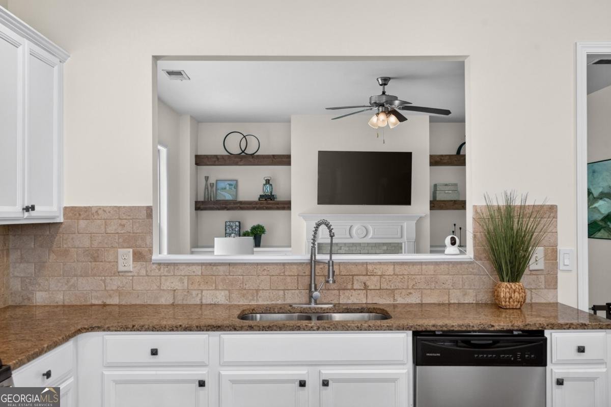 6095 Overleaf Terrace Cumming - Photo 9