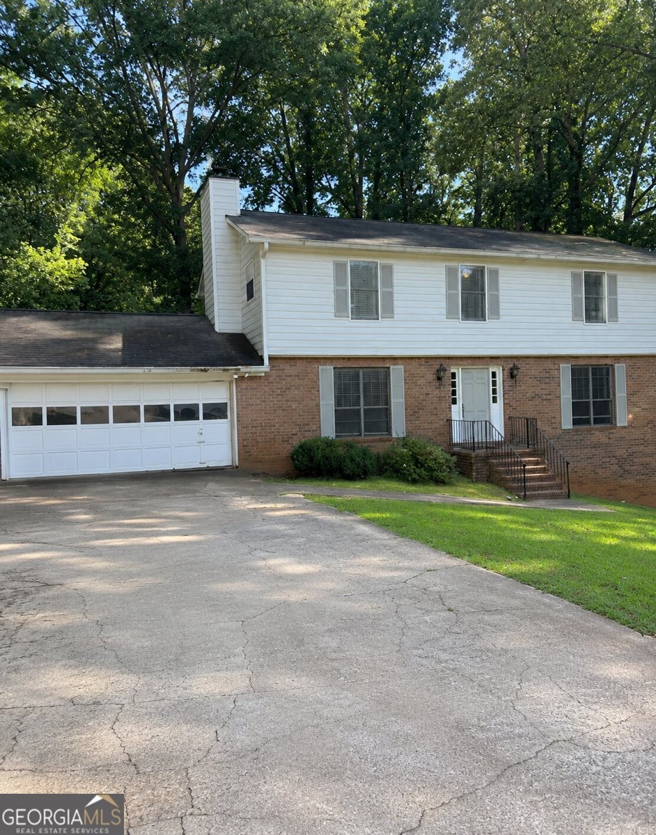 6720 Fairway Ridge Drive Douglasville - main photo