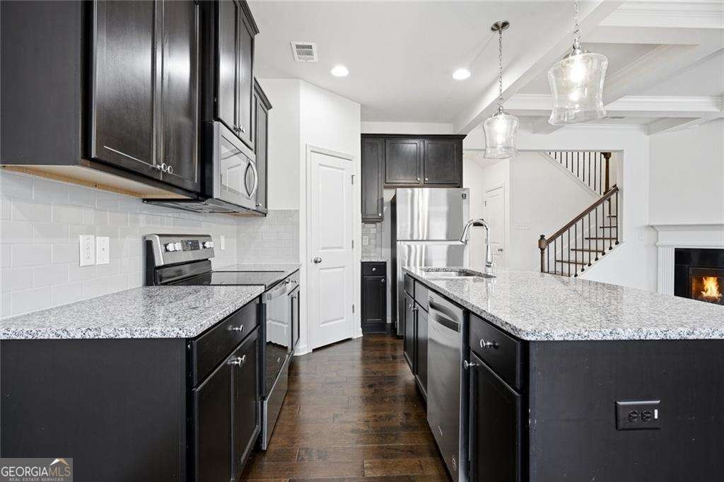 2412 Fitts Drive Conyers - Photo 10
