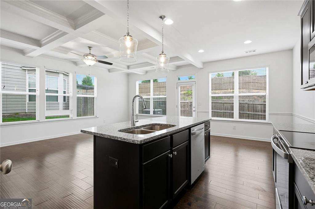 2412 Fitts Drive Conyers - Photo 8