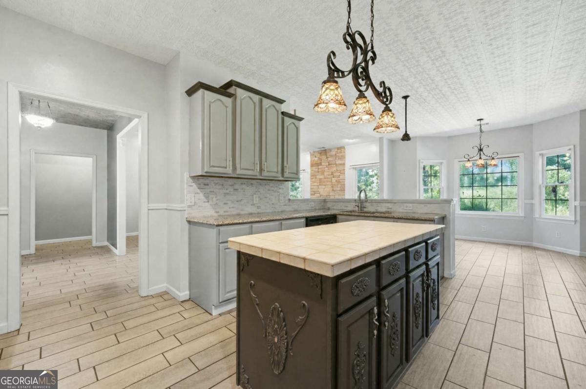 5258 Amberton Court Powder Springs - Photo 9