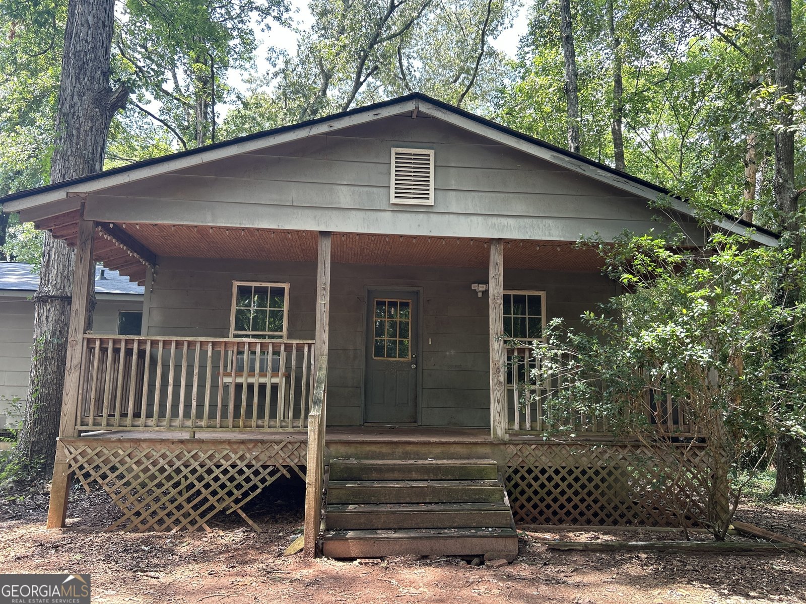 464 Azalea Drive Stockbridge - main photo