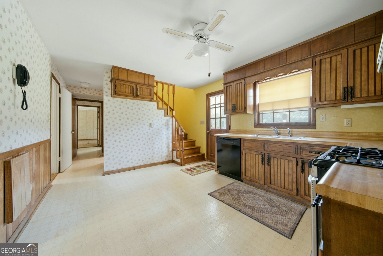 607 Grant Road Brooks - Photo 34