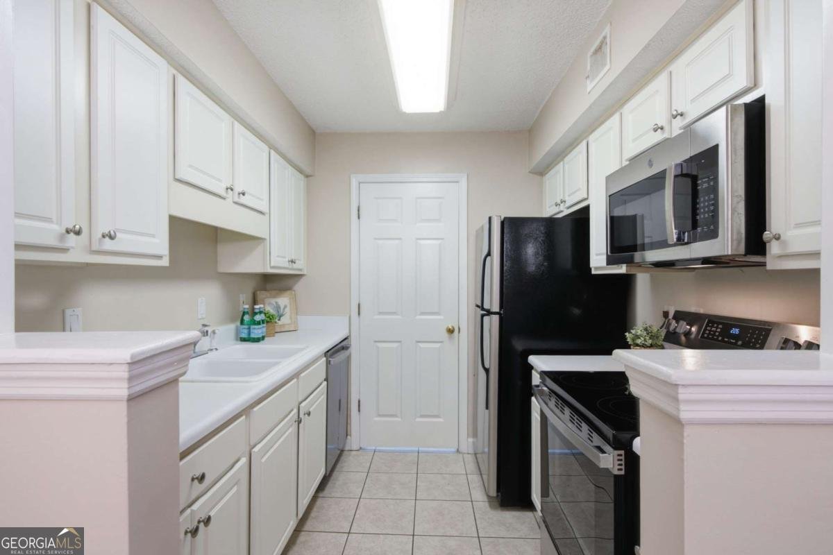 1016 Wingate Way Sandy Springs - Photo 15