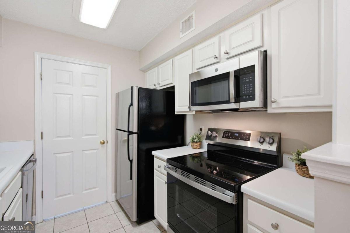 1016 Wingate Way Sandy Springs - Photo 16