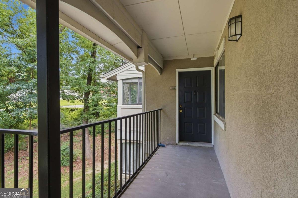 1016 Wingate Way Sandy Springs - Photo 8