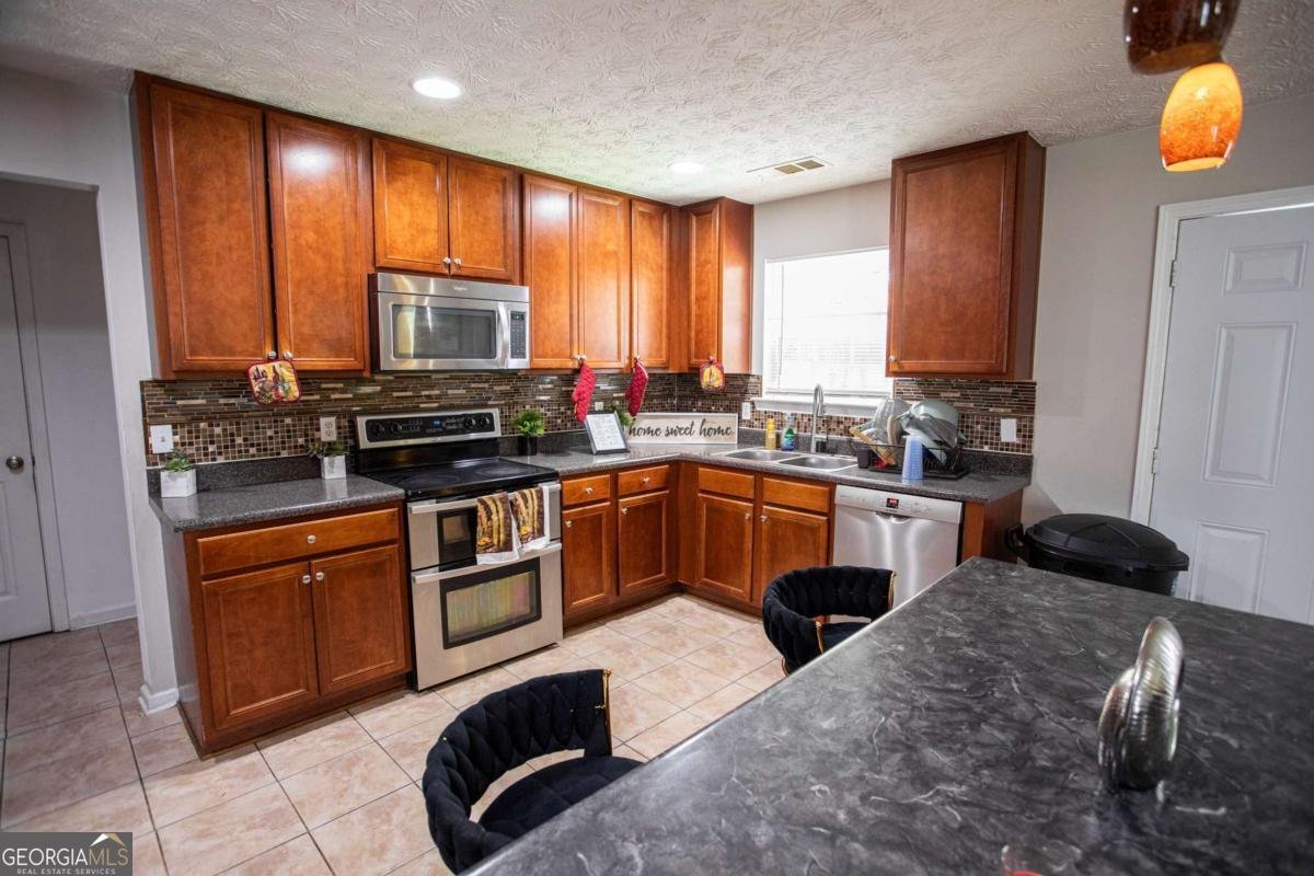 8339 Milam Loop Fairburn - Photo 16