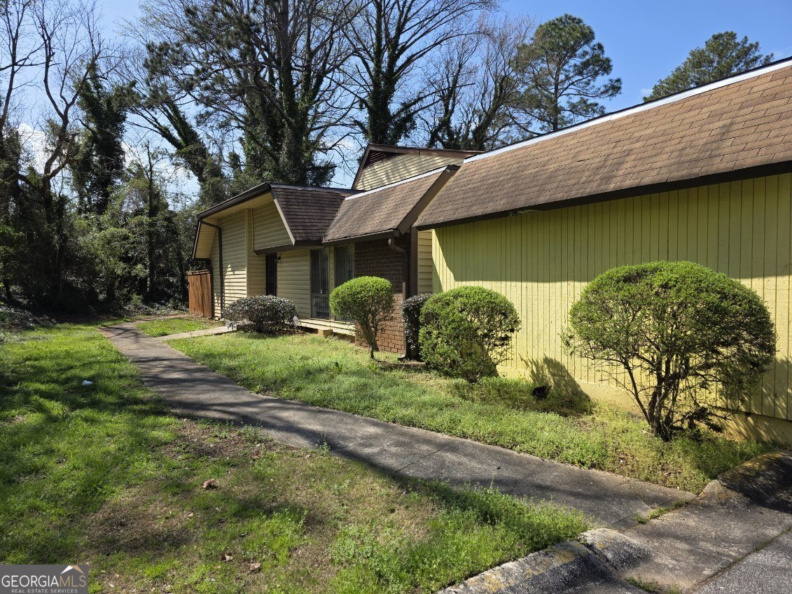 3183 Nectarine Circle Decatur - Photo 2