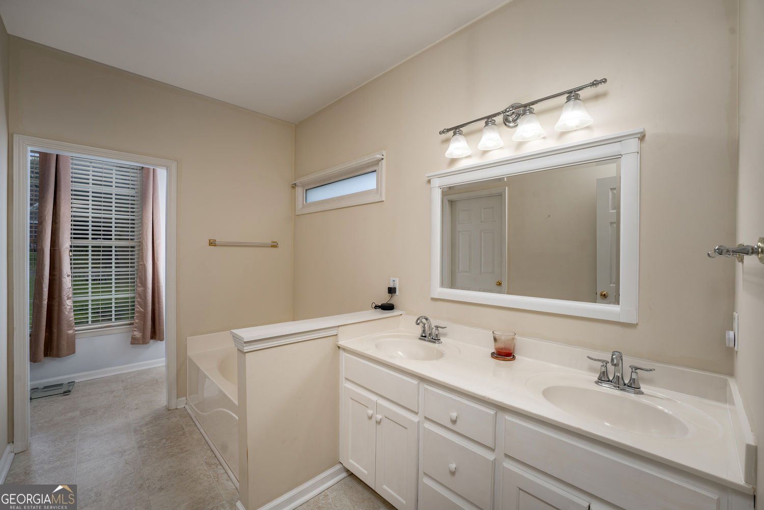 207 Holly Chase Court Canton - Photo 15