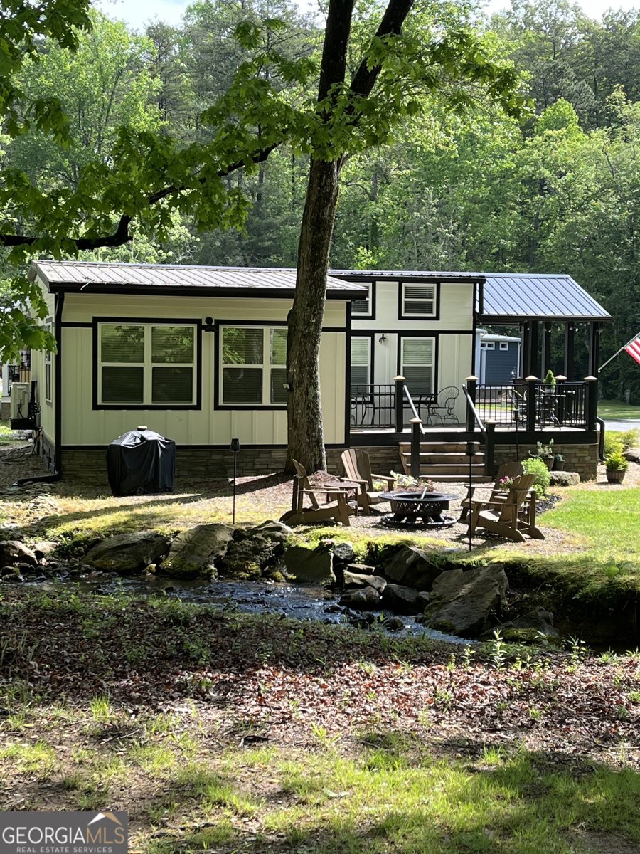 4960 Laurel Lodge Road Clarkesville - main photo