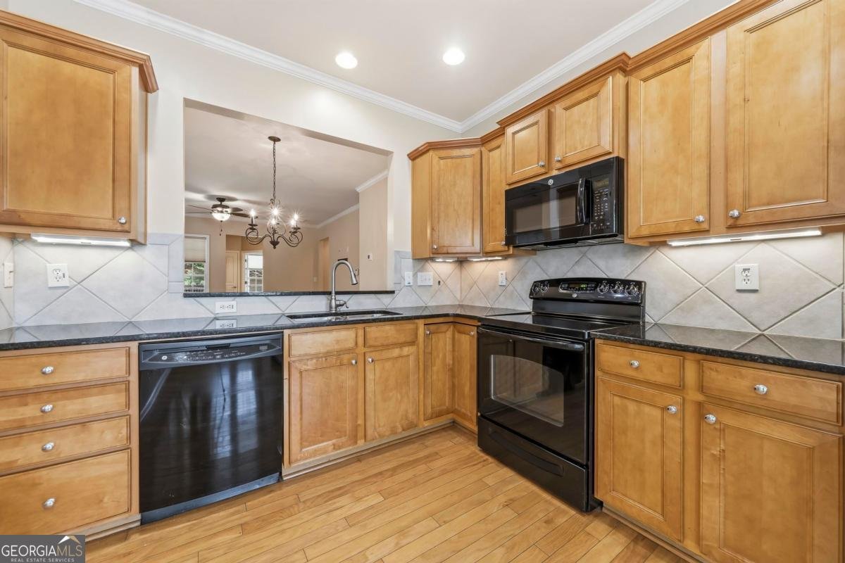1371 Summer Hollow Road Greensboro - Photo 10