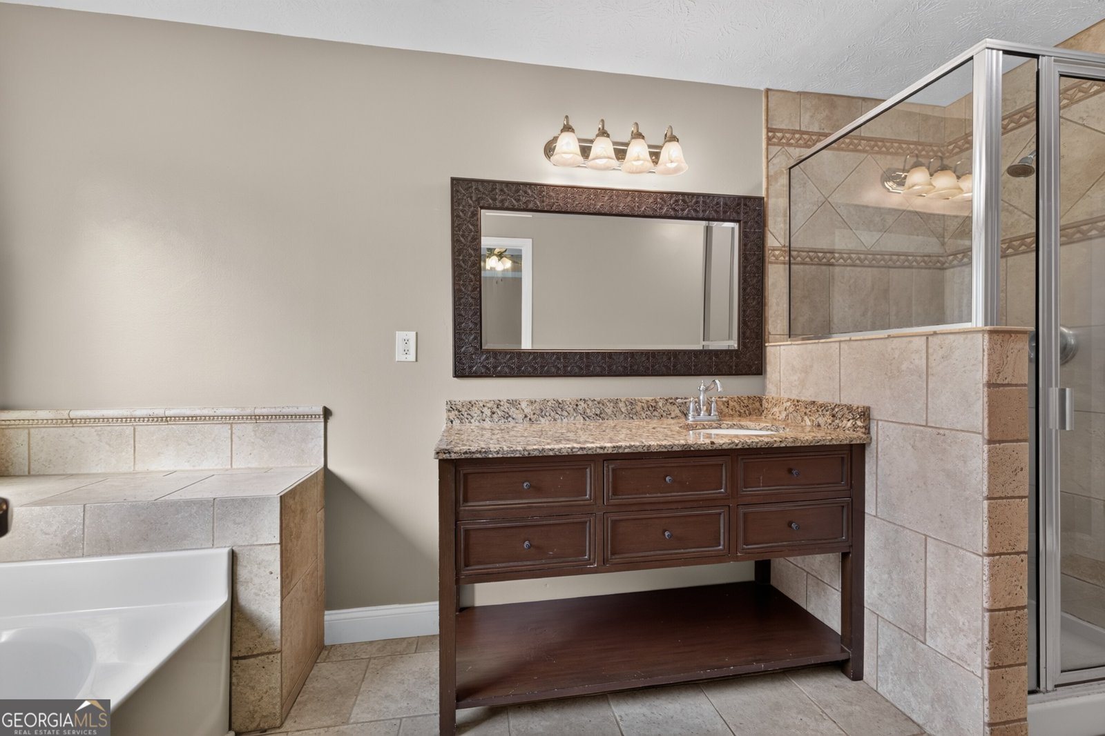 2337 Hartley Court Statham - Photo 16
