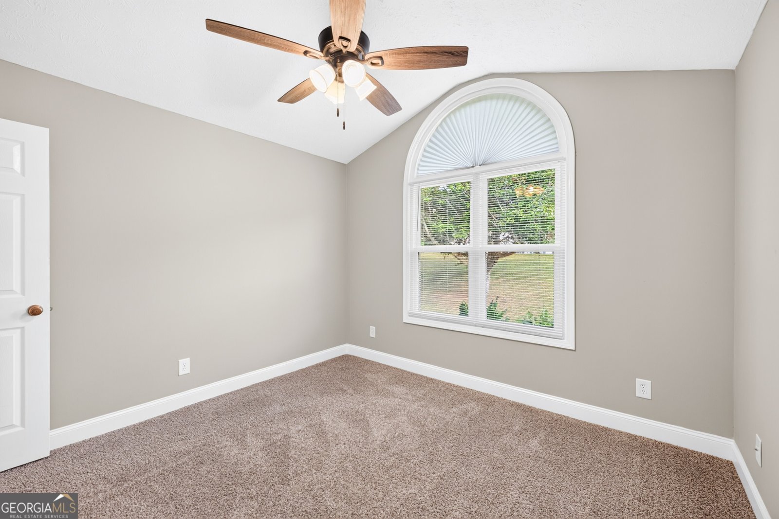 2337 Hartley Court Statham - Photo 22