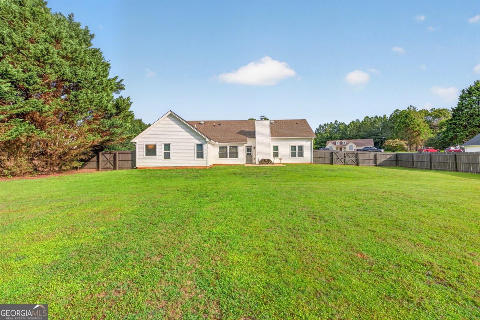 2337 Hartley Court Statham - Photo 29
