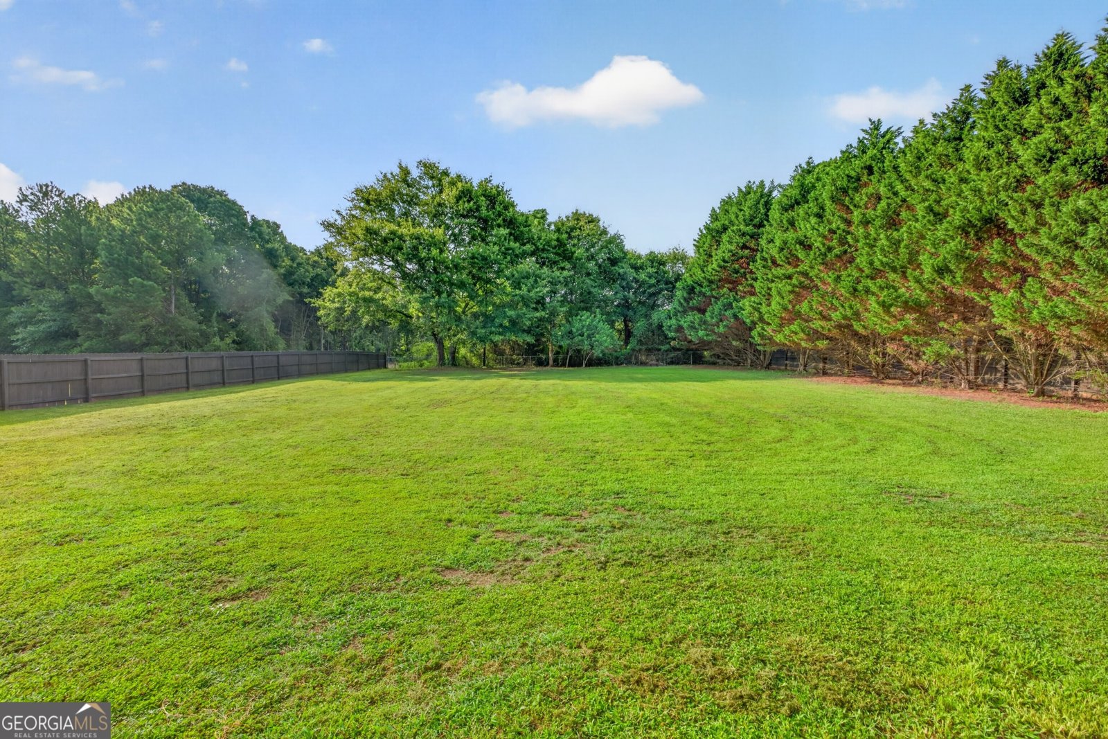 2337 Hartley Court Statham - Photo 30
