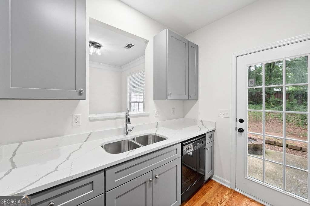 941 Abbey Park Way Lawrenceville - Photo 12