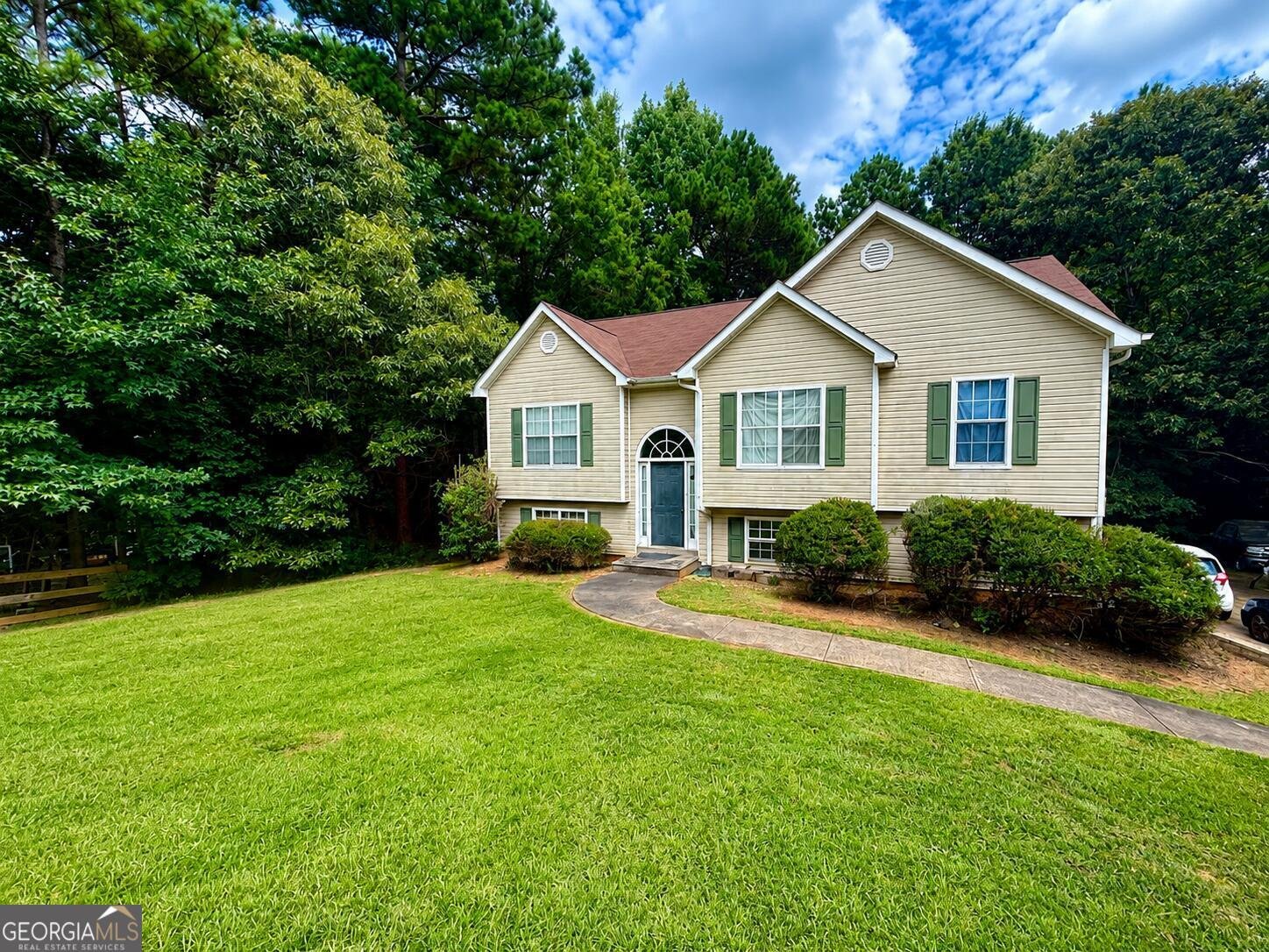 129 Hampton Brook Drive Hampton - main photo
