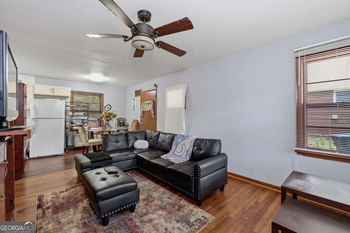 4642 Bartlett Road Forest Park - Photo 7