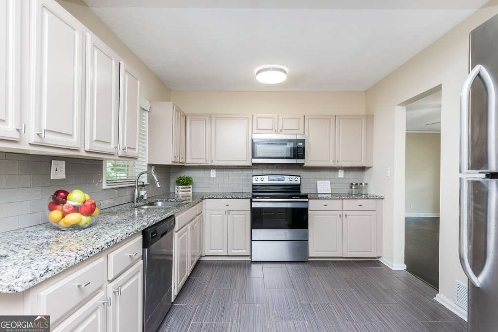 2403 Ousley Court Decatur - Photo 12