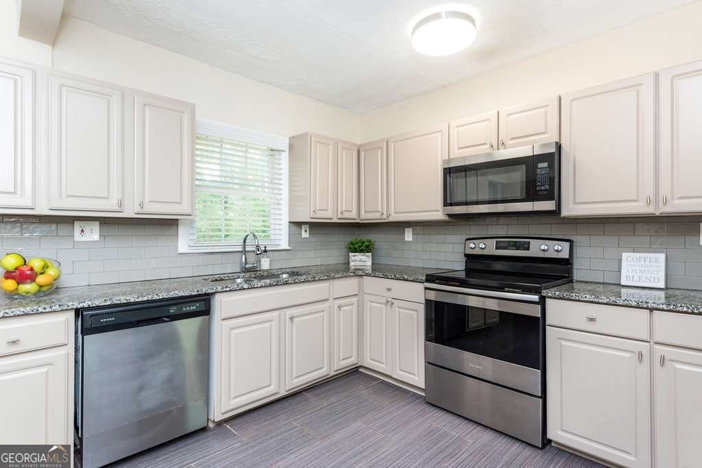 2403 Ousley Court Decatur - Photo 13