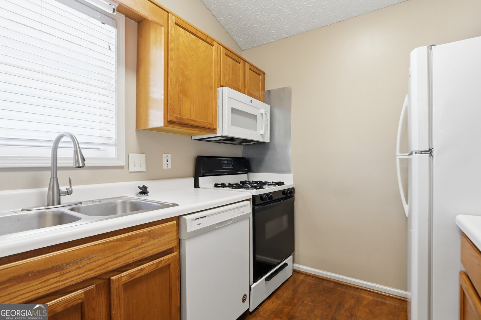 1148 Britley Park Lane Woodstock - Photo 8