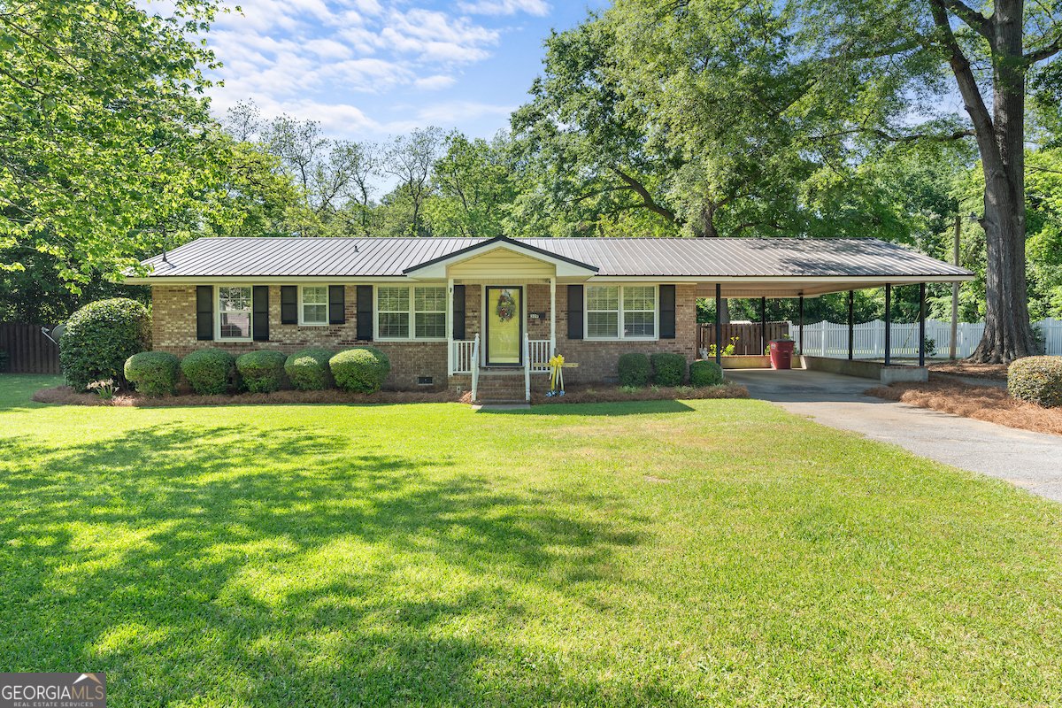 309 Washington Avenue Sandersville - main photo