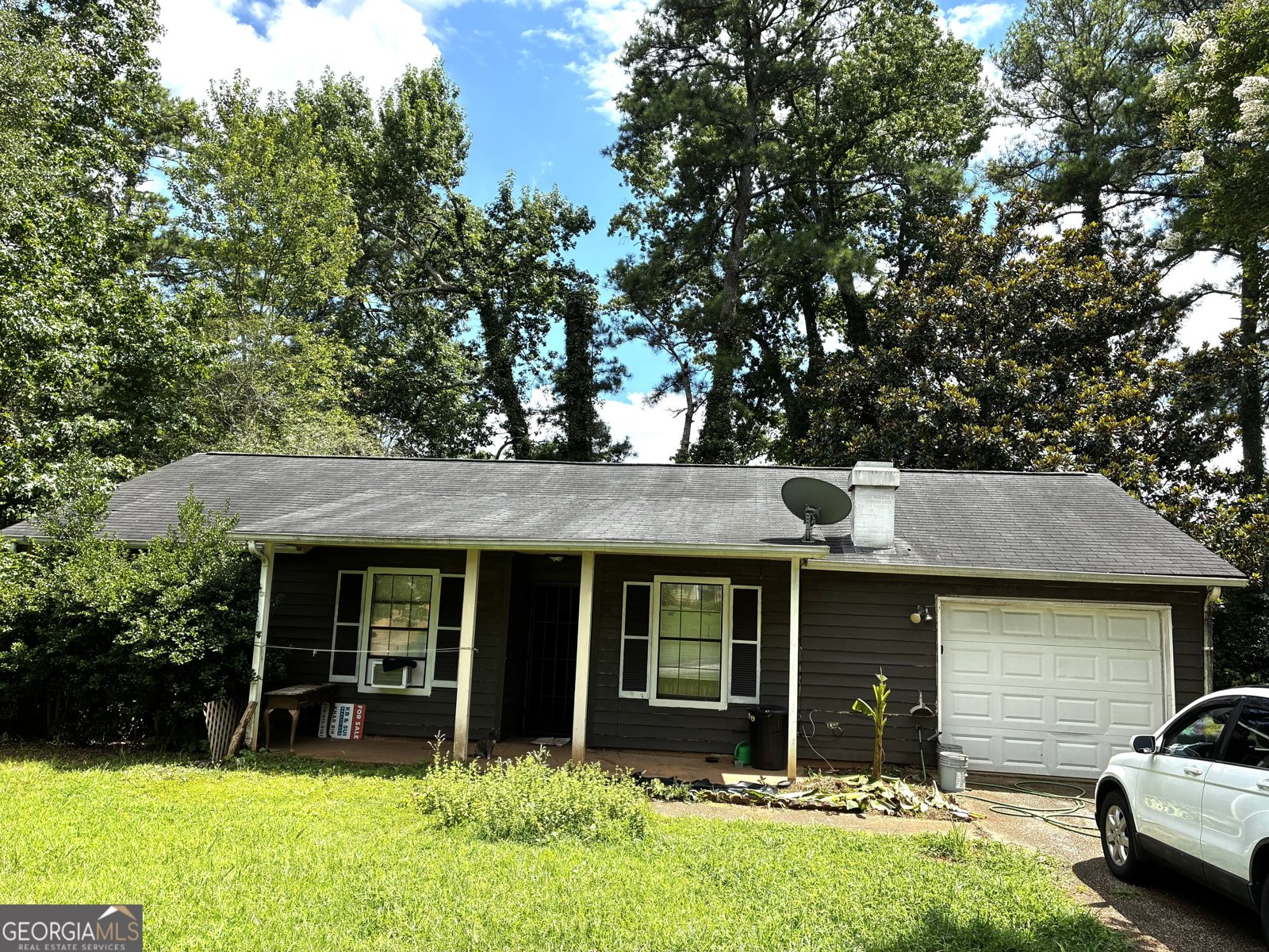 3901 Wood Path Drive Stone Mountain - main photo