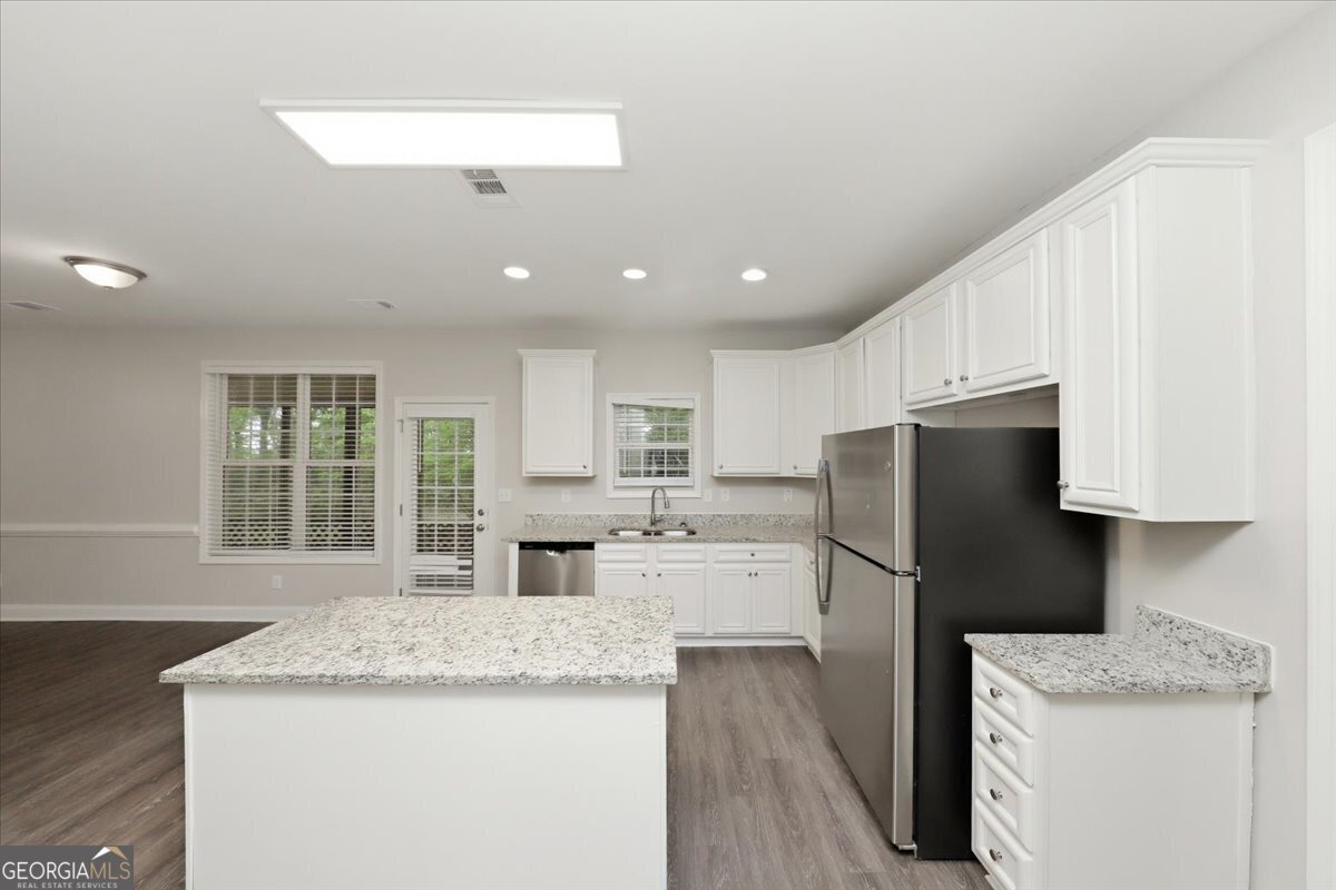 3011 Sarah Ln Griffin - Photo 12