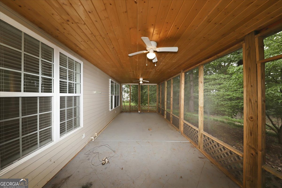 3011 Sarah Ln Griffin - Photo 35