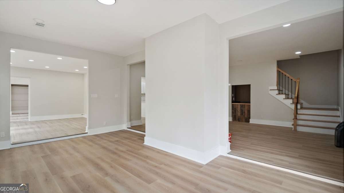 3 Mast Way Savannah - Photo 21