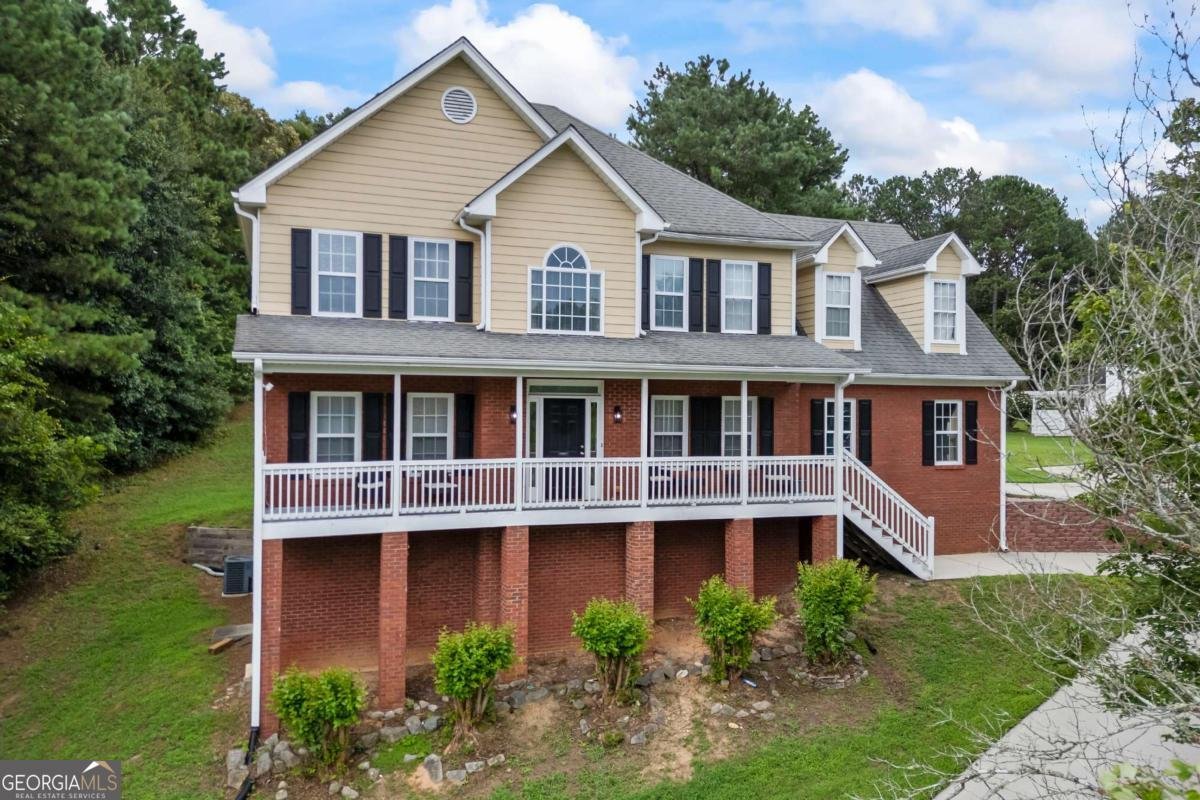 2530 River Run Drive Dacula - main photo