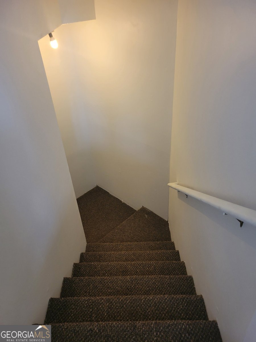 517 Crestwood Court Lithonia - Photo 29
