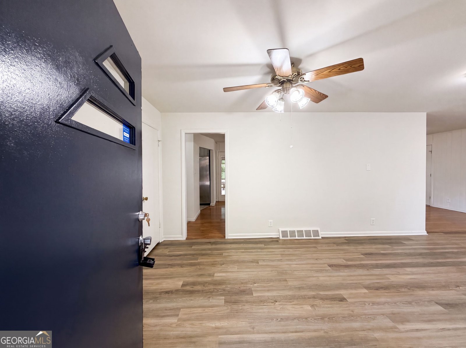 210 Pinewood Lane Stockbridge - Photo 7