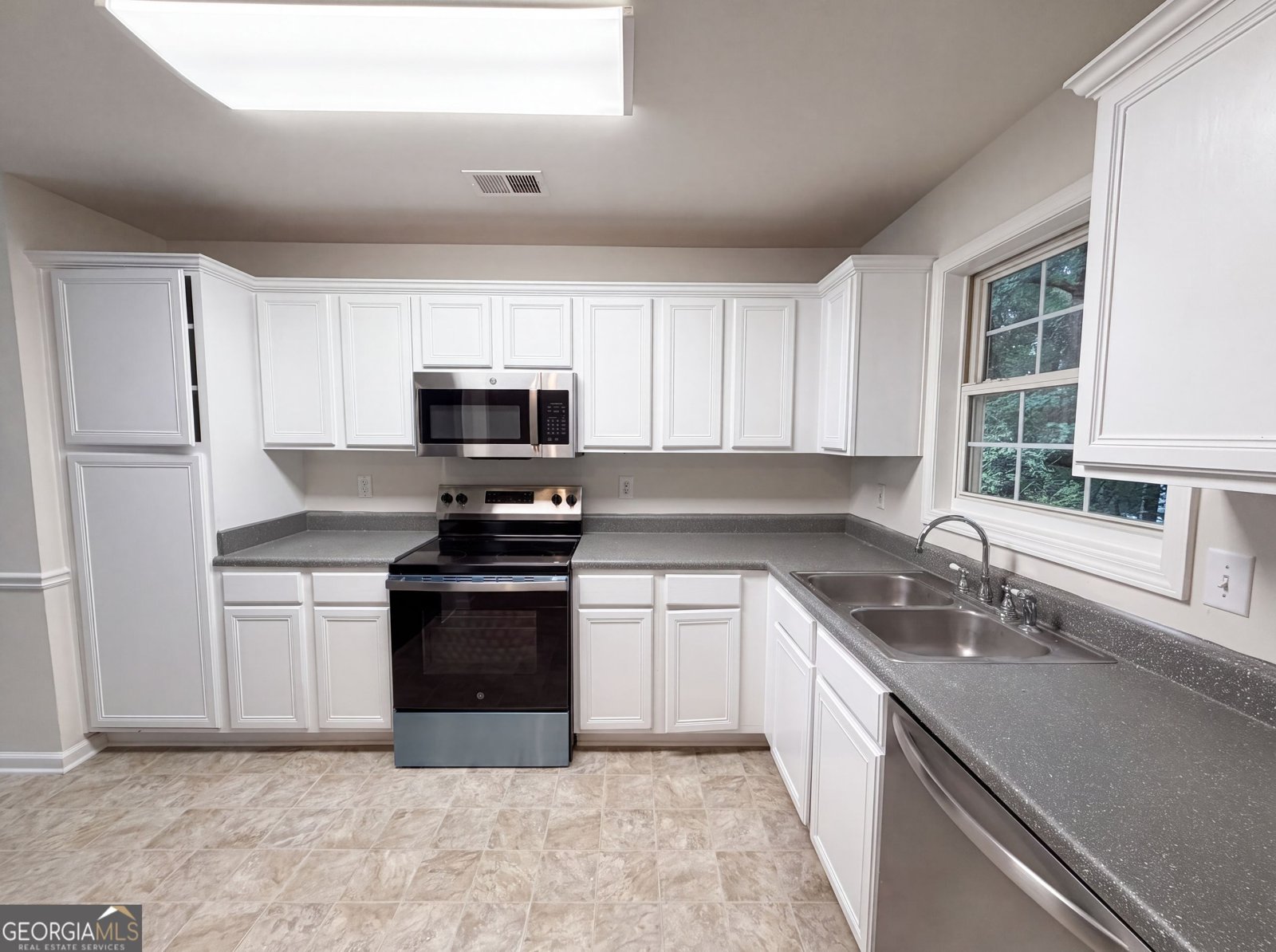 325 Spring Lake Court Athens - Photo 7