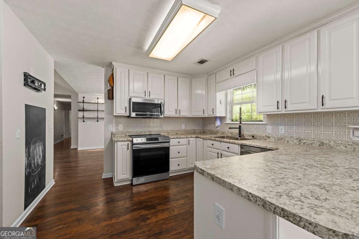6204 Cherrywood Trail Gainesville - Photo 16