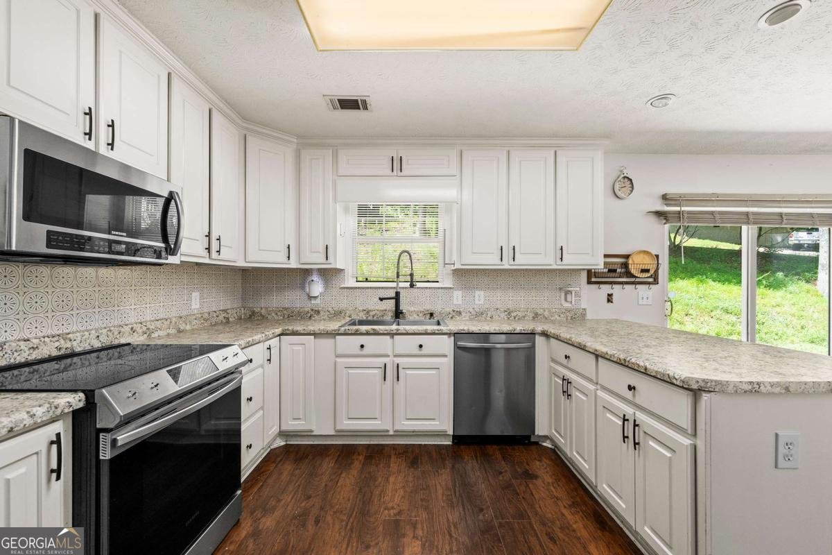 6204 Cherrywood Trail Gainesville - Photo 18