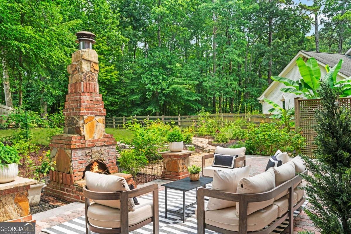 5746 High Meadow Drive Peachtree Corners - Photo 11
