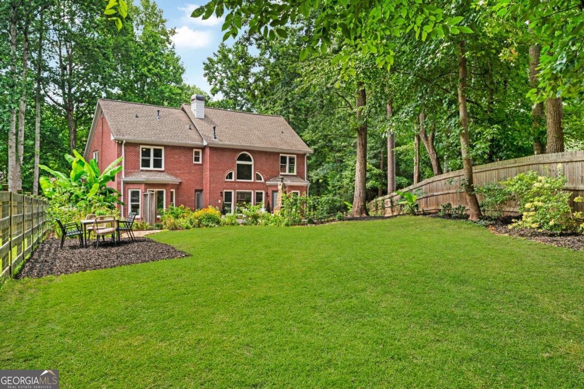 5746 High Meadow Drive Peachtree Corners - Photo 12