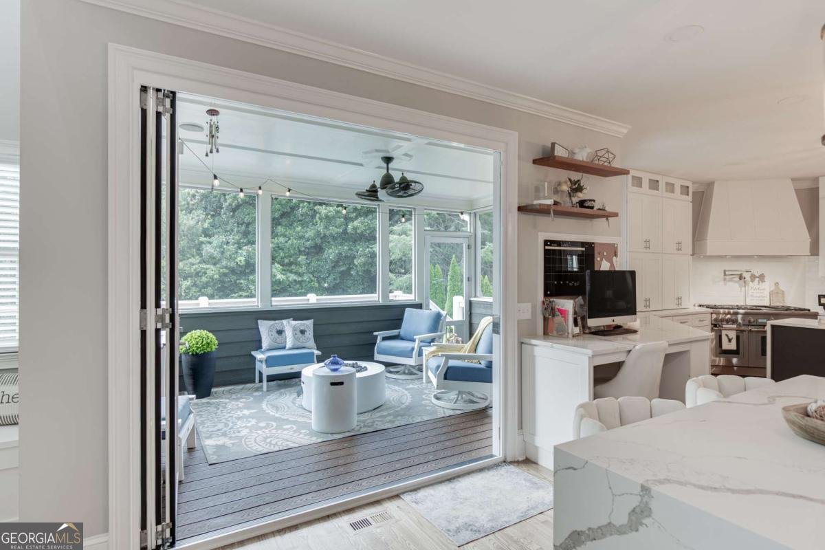1083 Meadow Bluff Terrace Suwanee - Photo 14