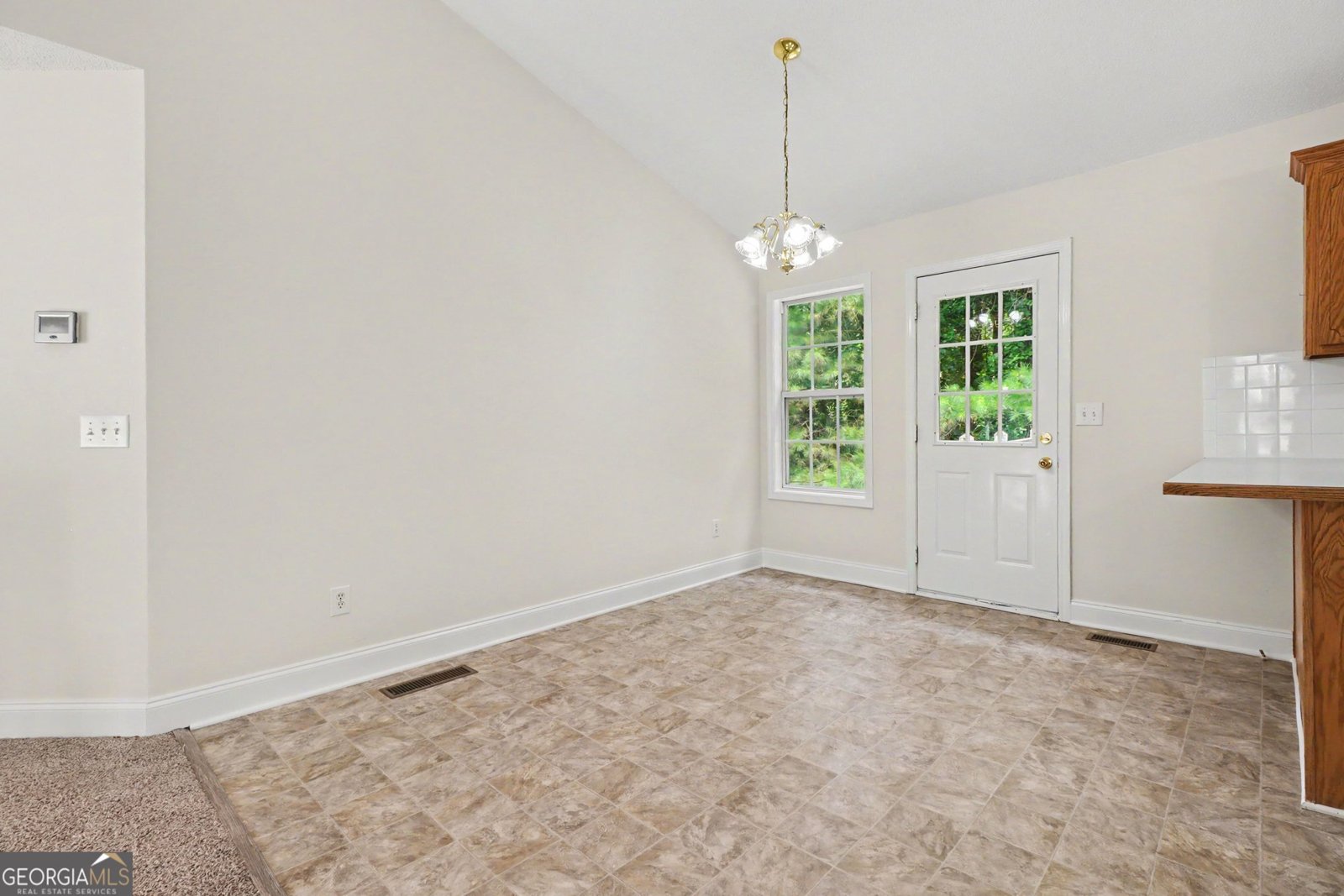 18 Broadlands Drive White - Photo 10