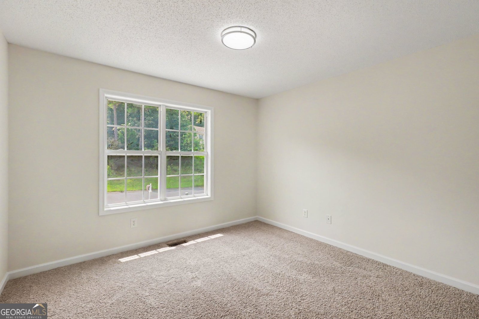 18 Broadlands Drive White - Photo 11