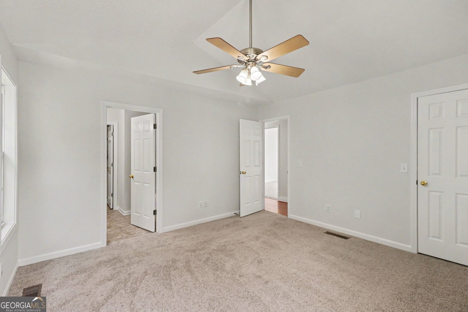 18 Broadlands Drive White - Photo 9