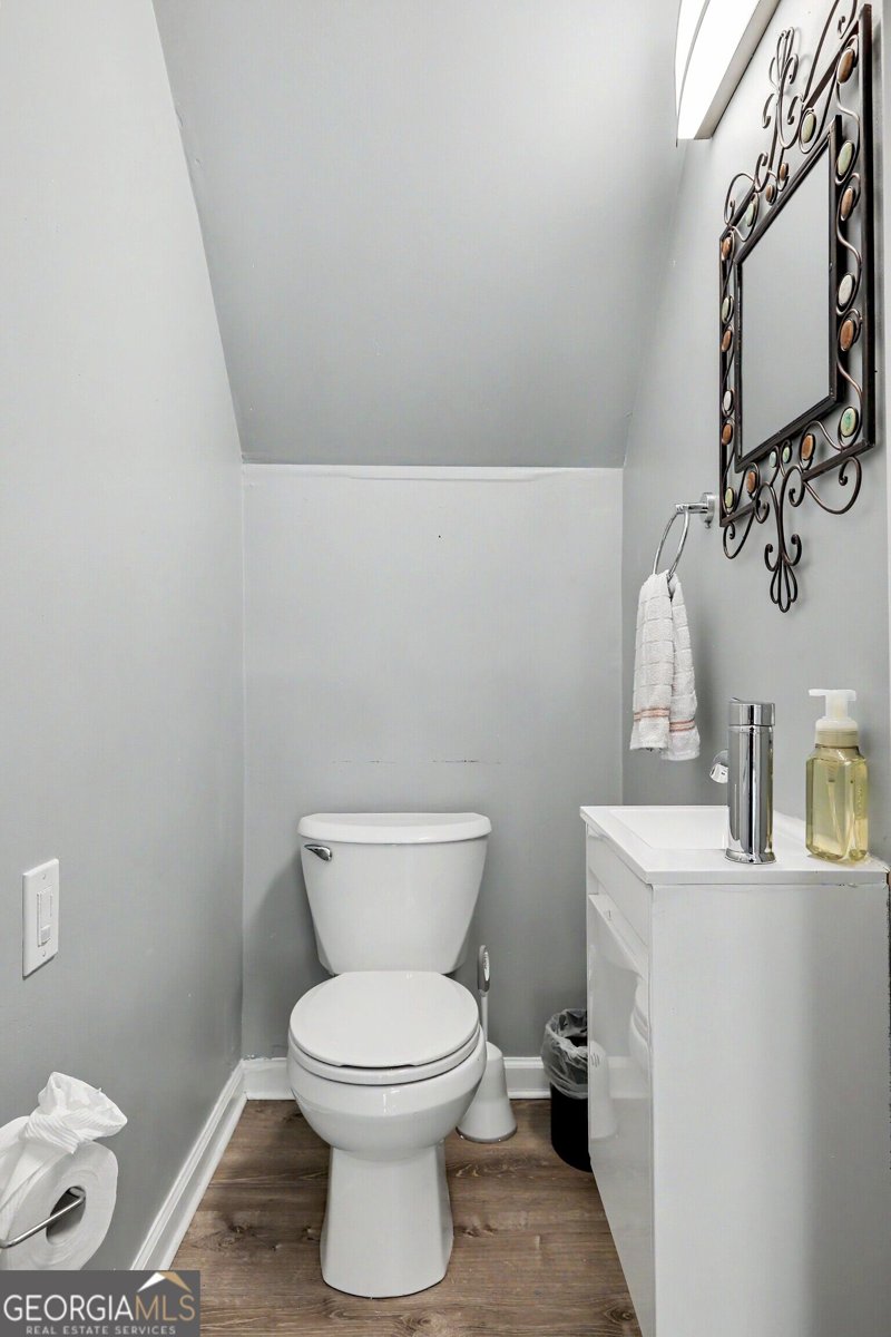 1128 Bankside Court Buford - Photo 18